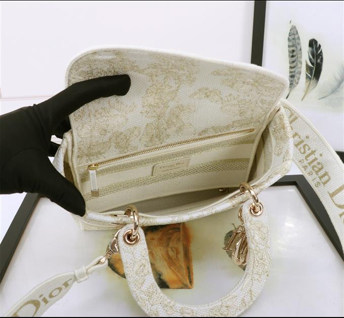 2025228Y650P21133993