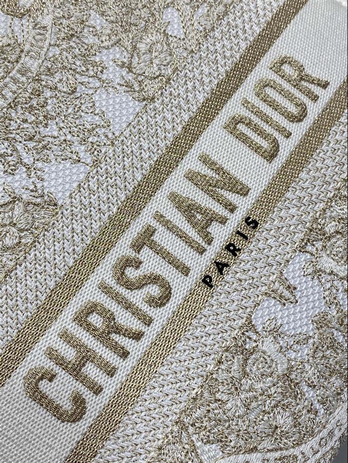 2025228Y650P21134139