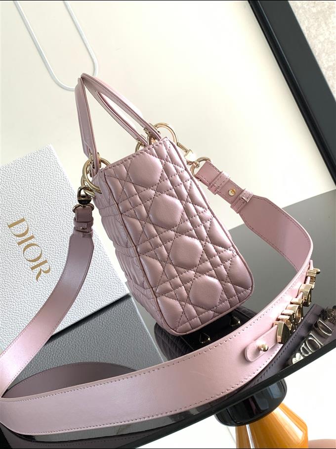 2025228Y650P222057754