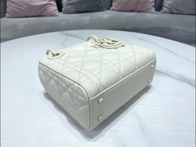 2025228Y650P222948932