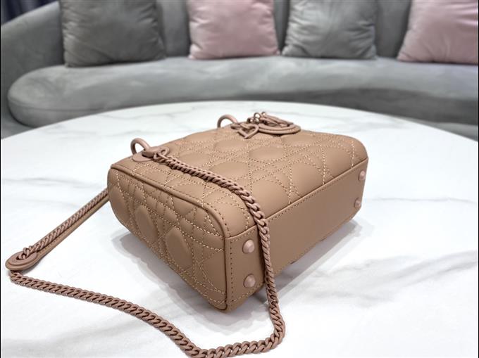 2025228Y650P22294975