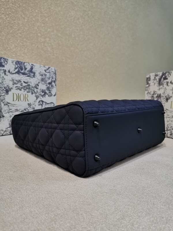 2025228Y880P20599733