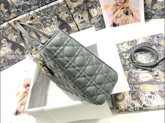 2025228Y880P211821859