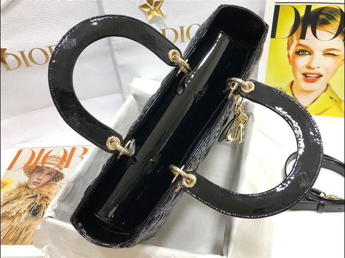 2025228Y880P211824317