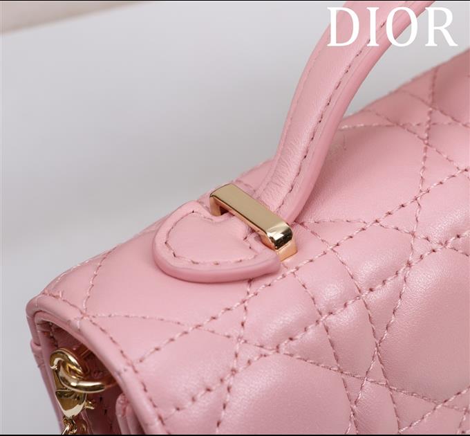 2025228Y600P212911313