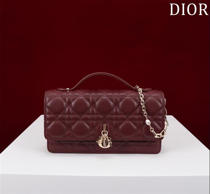 2025228Y600P212911628