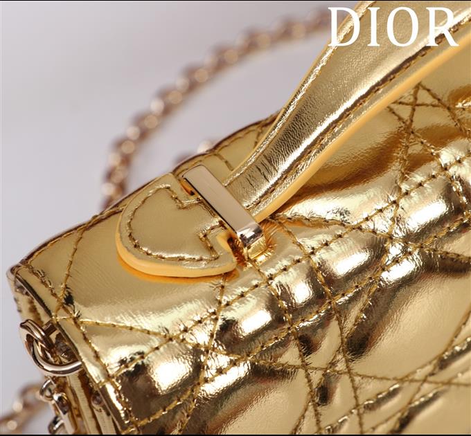 2025228Y600P212911882