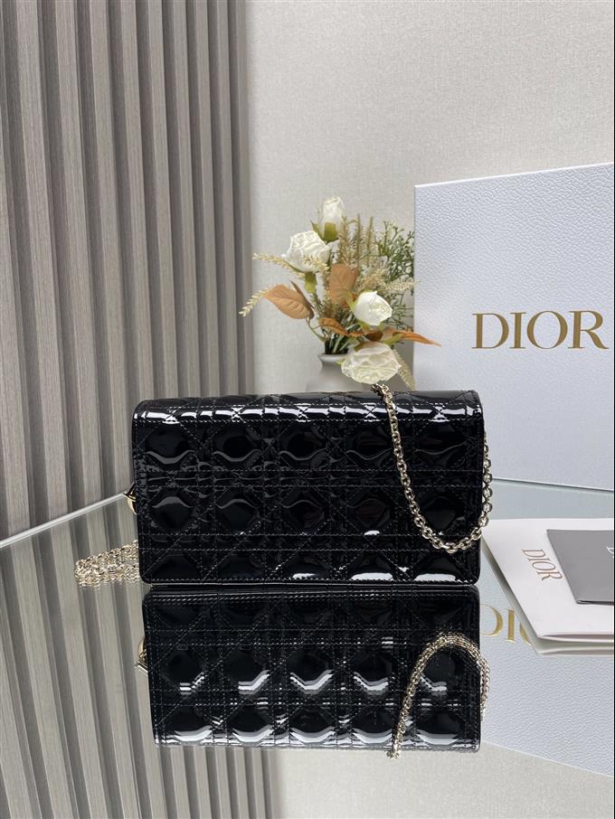 2025228Y600P21296831