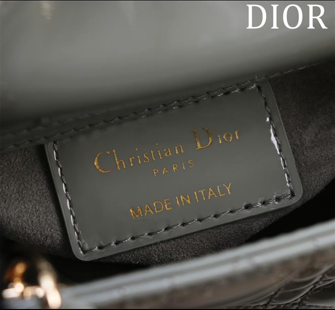 2025228Y600P212426604