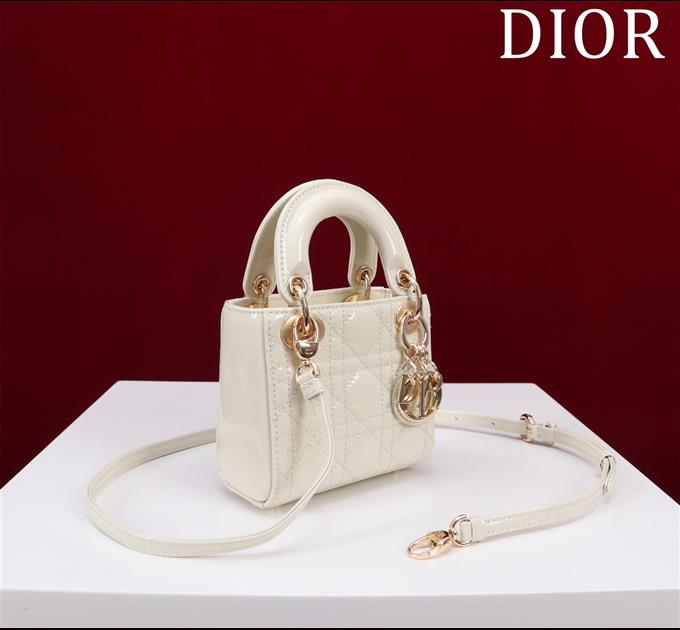 2025228Y600P212426636