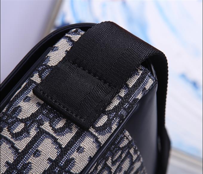 2025228Y500P221557808