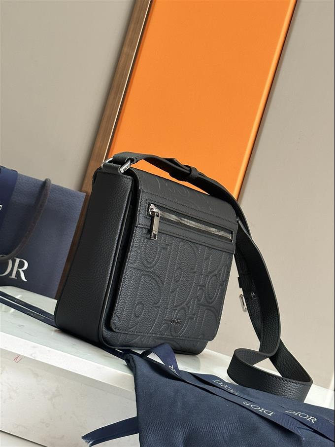 2025228Y550P221559739