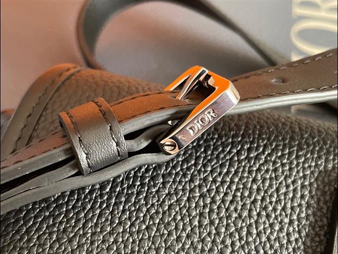 2025228Y570P22160255