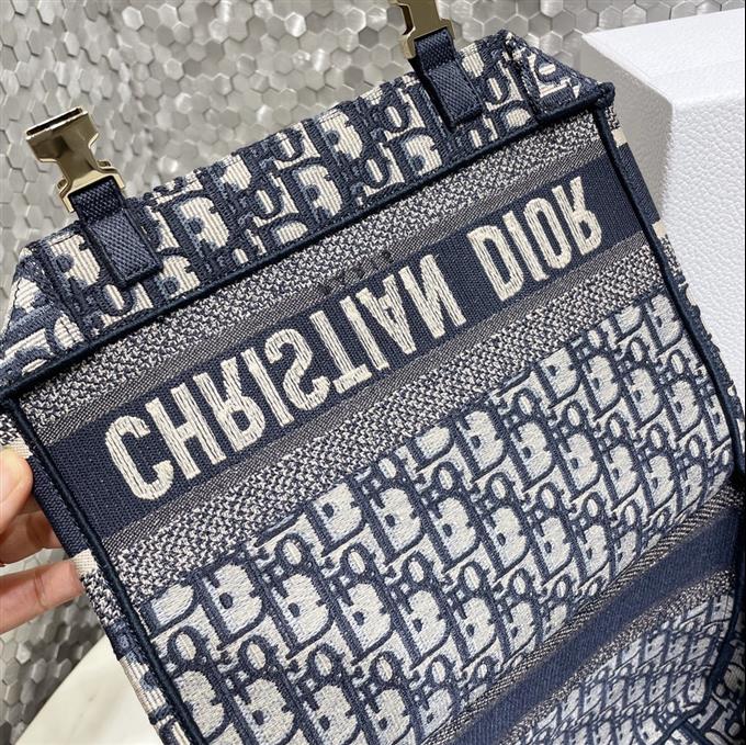 2025228Y650P221211351