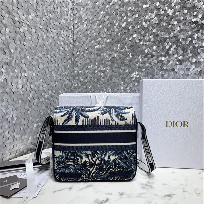 2025228Y850P221213207