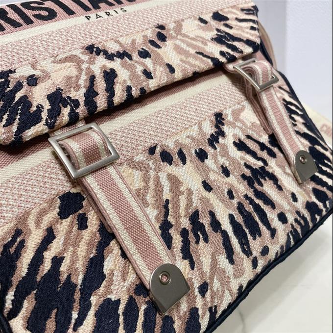 2025228Y850P221213680