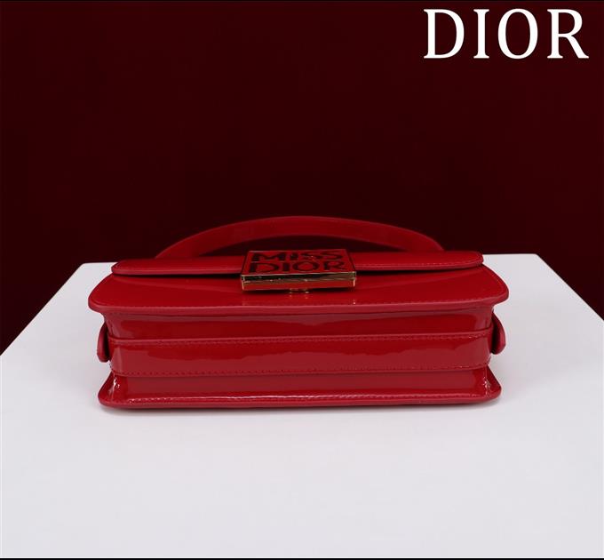 2025228Y600P214940697