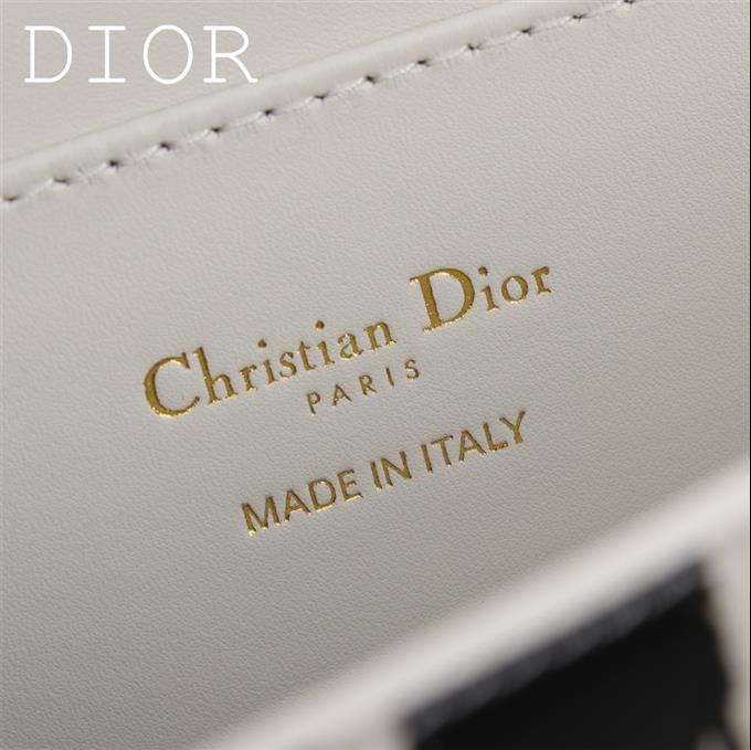 2025228Y630P214941449