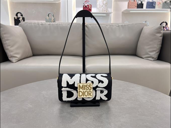 2025228Y630P214941496