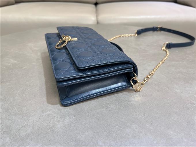 2025228Y650P214942942