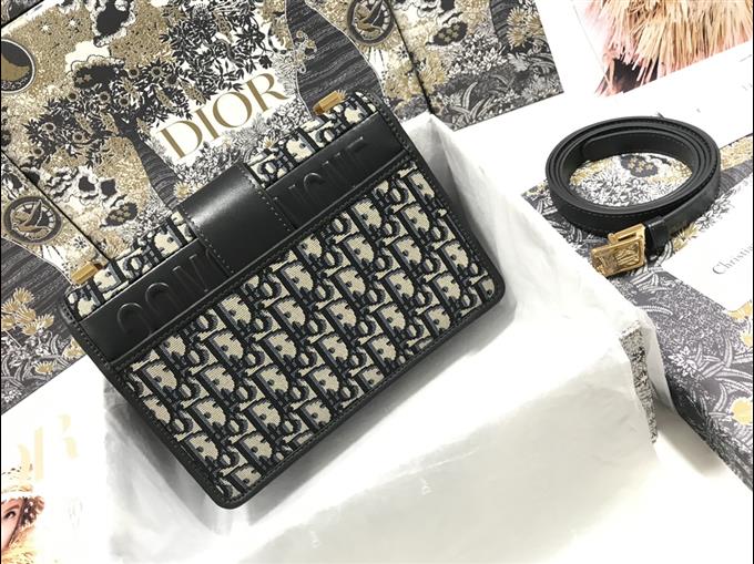 2025228Y600P204623322