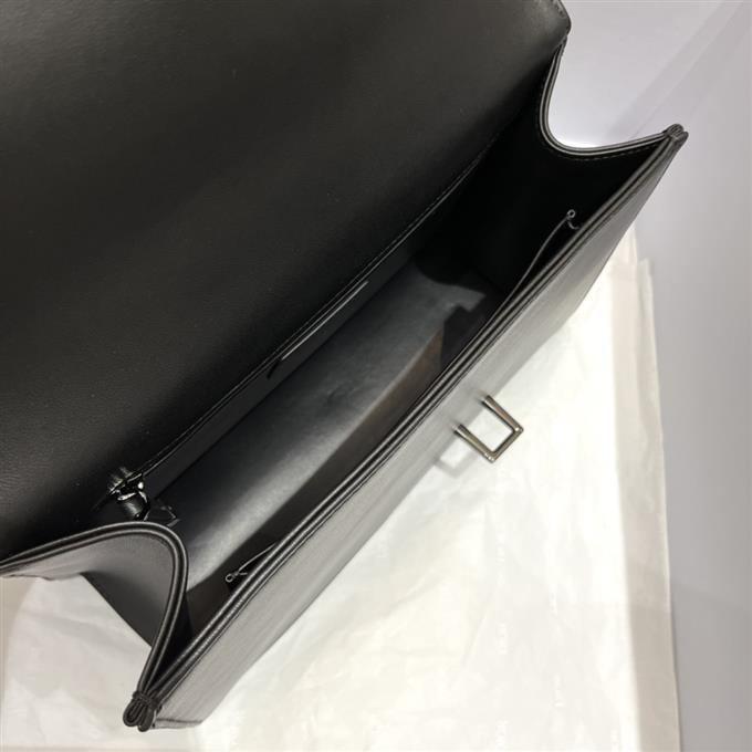 2025228Y600P204623842