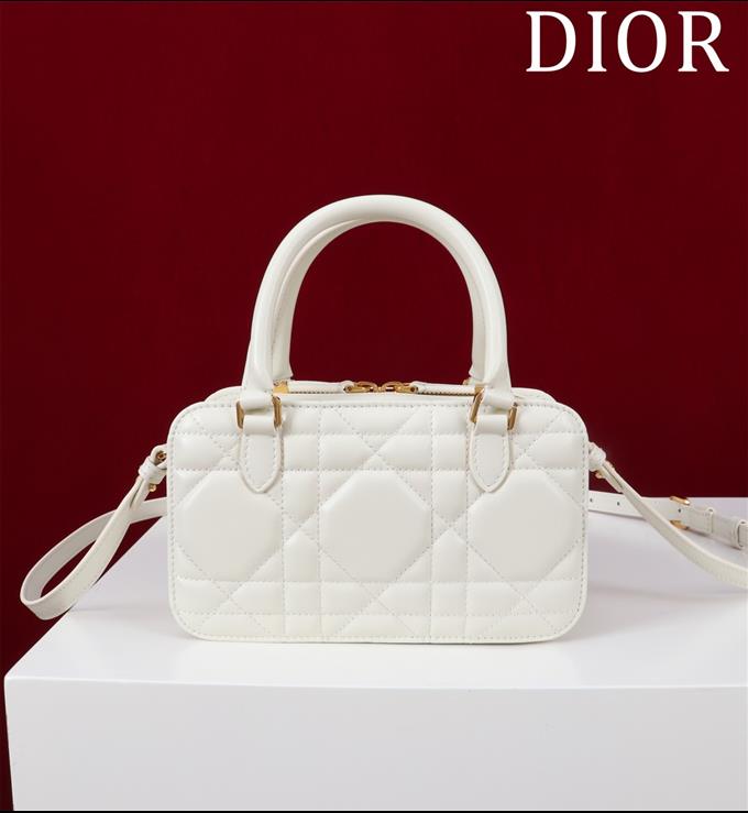 2025228Y600P204645552