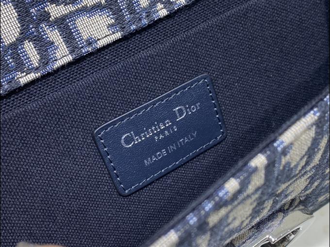 2025228Y600P211114542