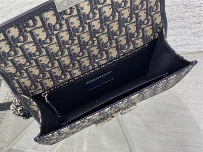 2025228Y620P204646484