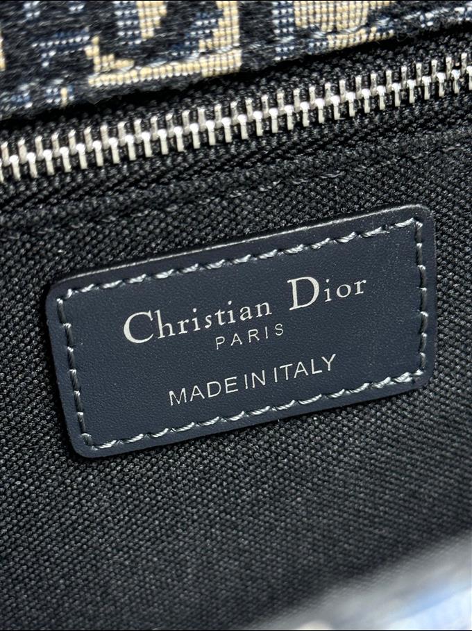 2025228Y620P20464660