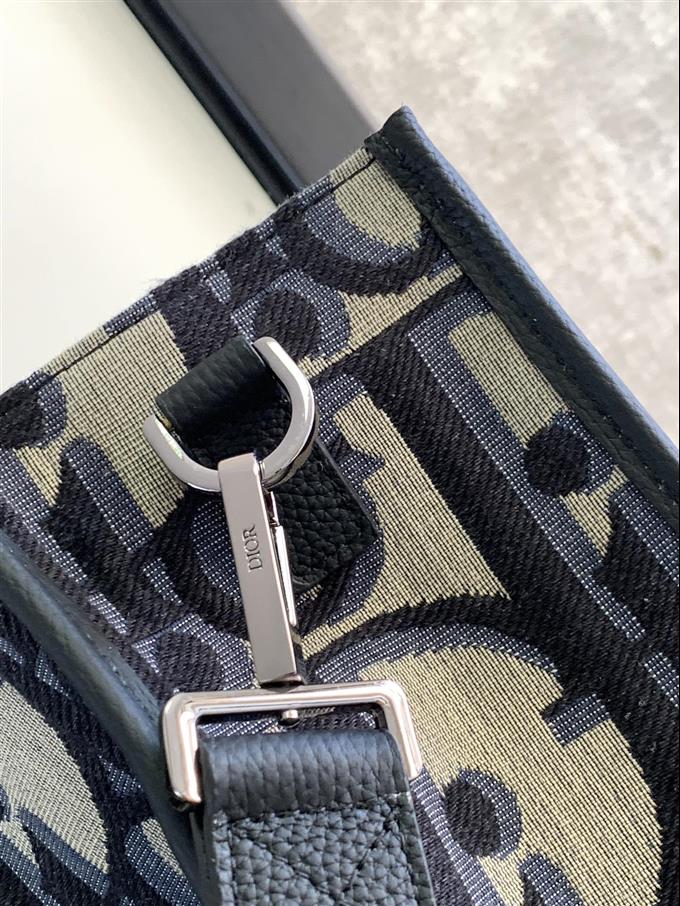 2025228Y630P211114234