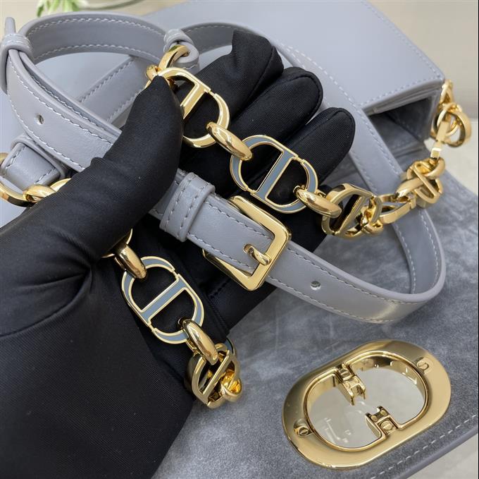 2025228Y650P204625539