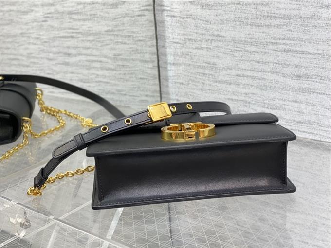 2025228Y650P204639796