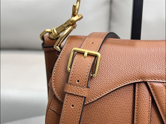 2025228Y630P212311204