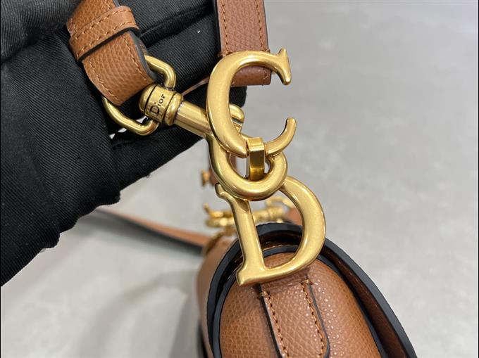 2025228Y630P212311220