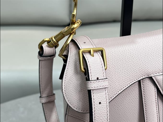 2025228Y650P212313740