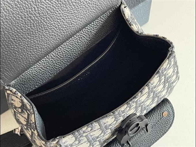 2025228Y780P212318573