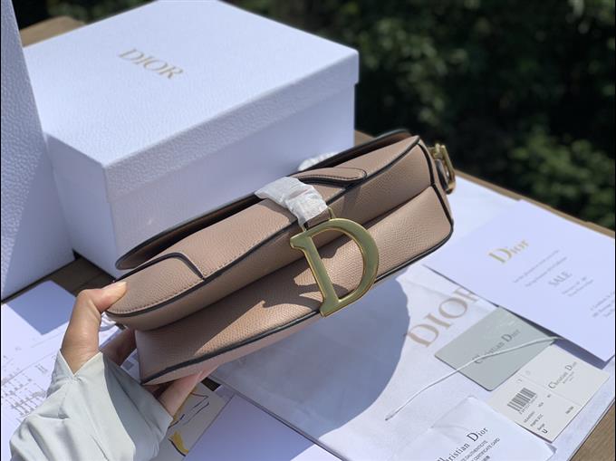 2025228Y850P21232733