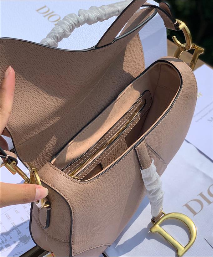 2025228Y850P21232812