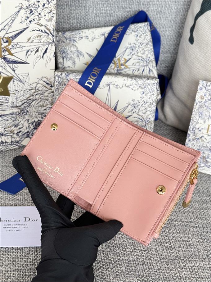 2025228Y290P182138175