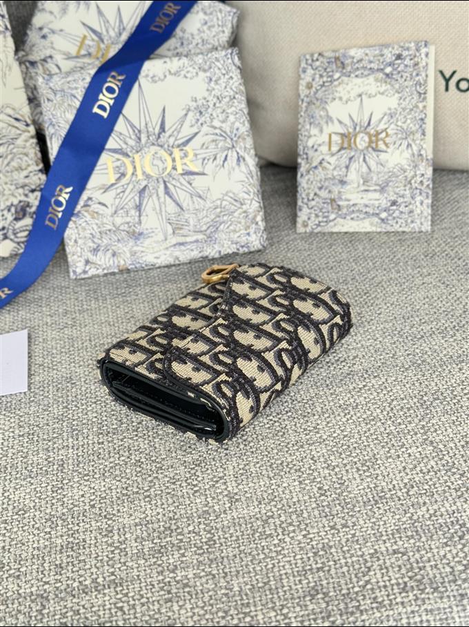 2025228Y290P182138555