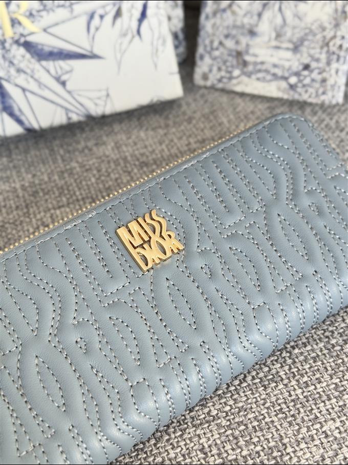 2025228Y310P182139121