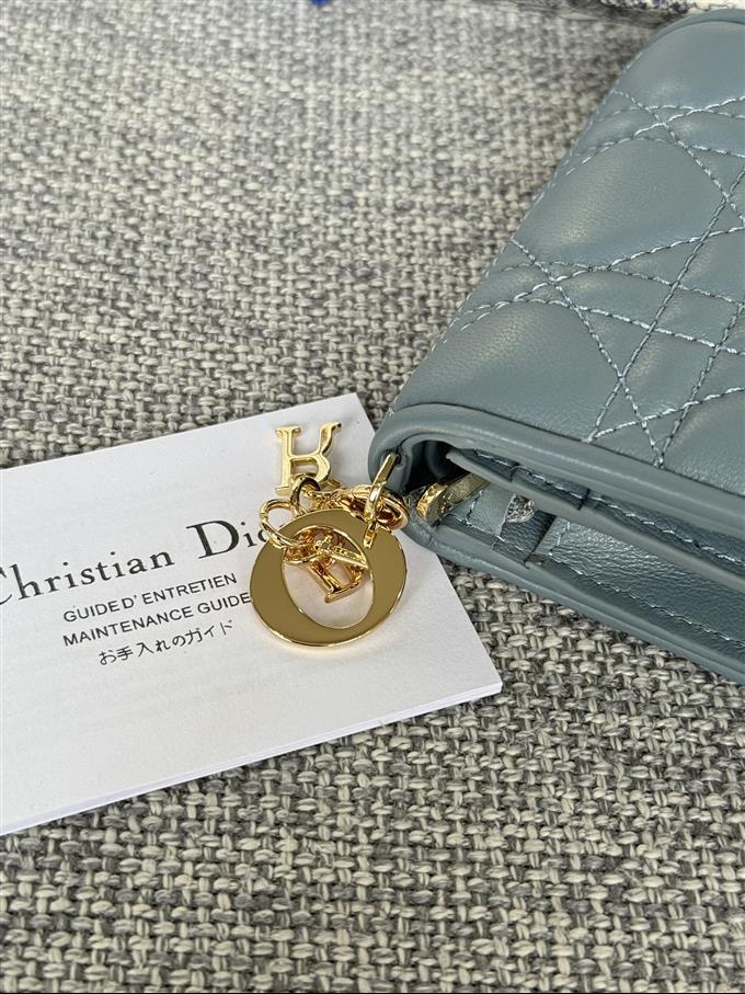 2025228Y310P20379420