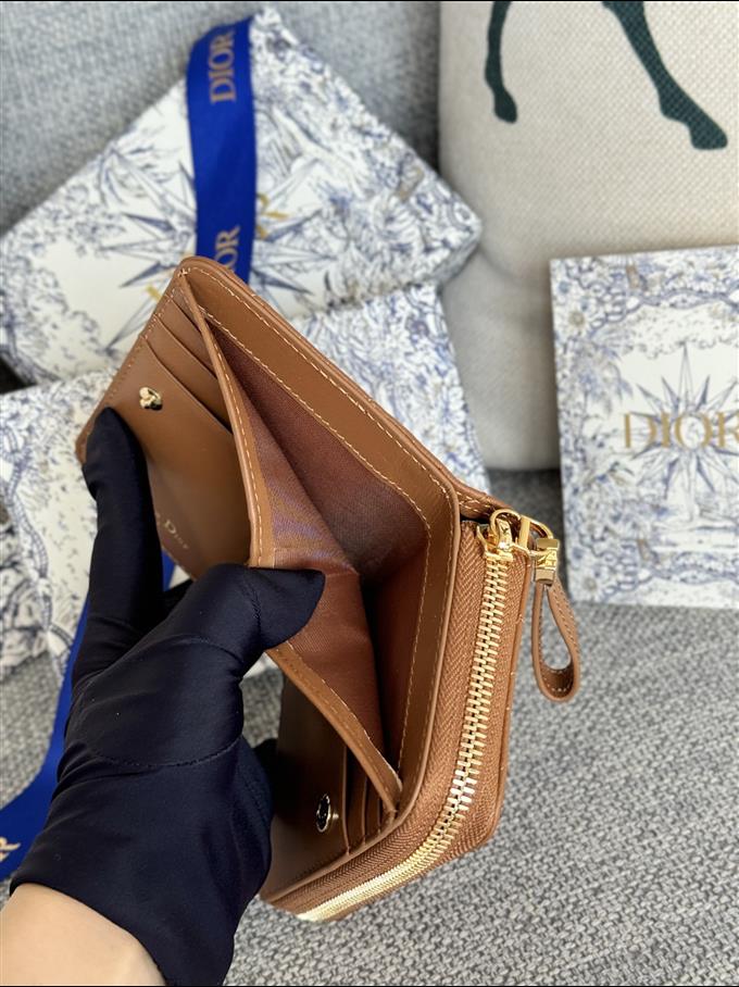 2025228Y330P203712314