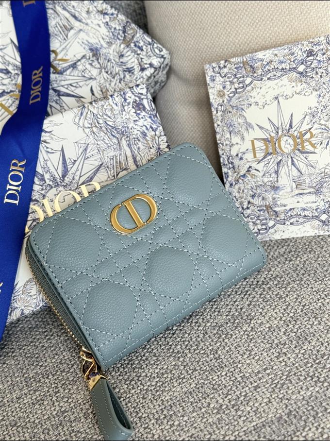 2025228Y330P203712393