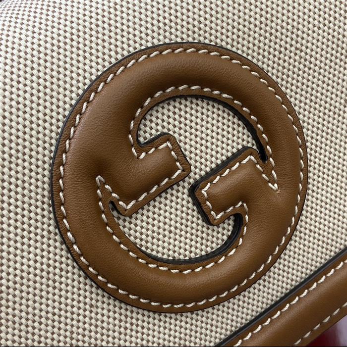 2025210C815700N203030413