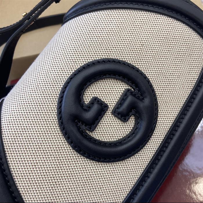 2025210C815700N203030599