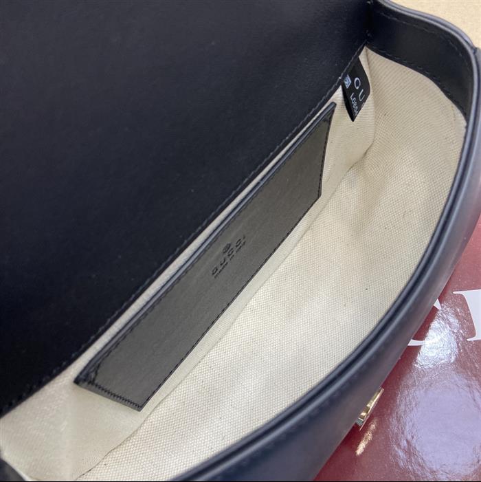 2025210C815700N203030661