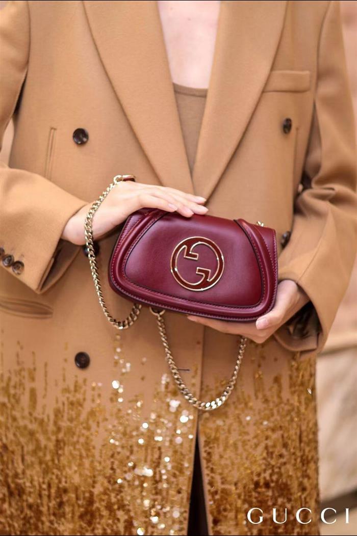 2025210C815711N202133882