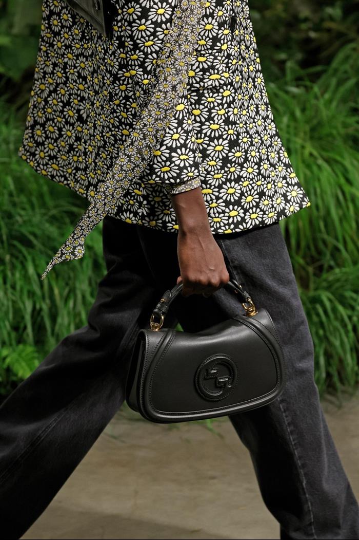 2025210C815714N202136478